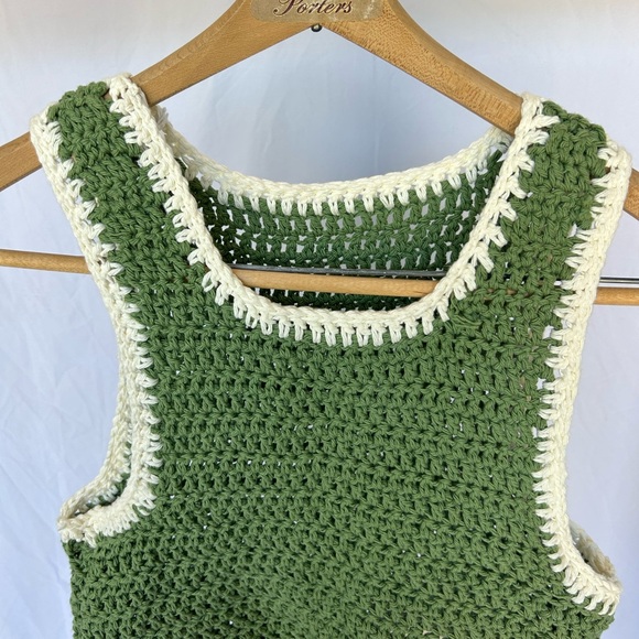Super Cute Vintage Green Hand Knit Sweater Vest size S - Picture 4 of 8